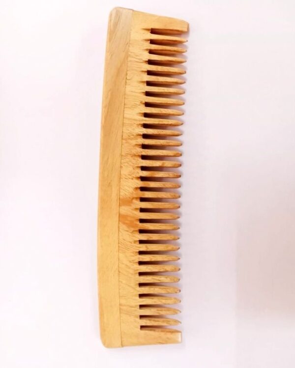 Earthy Sapo Neem Combs